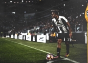 开云APP-当费城铁壁遇上丹佛高原，约基奇如何以一己之力定义统治力