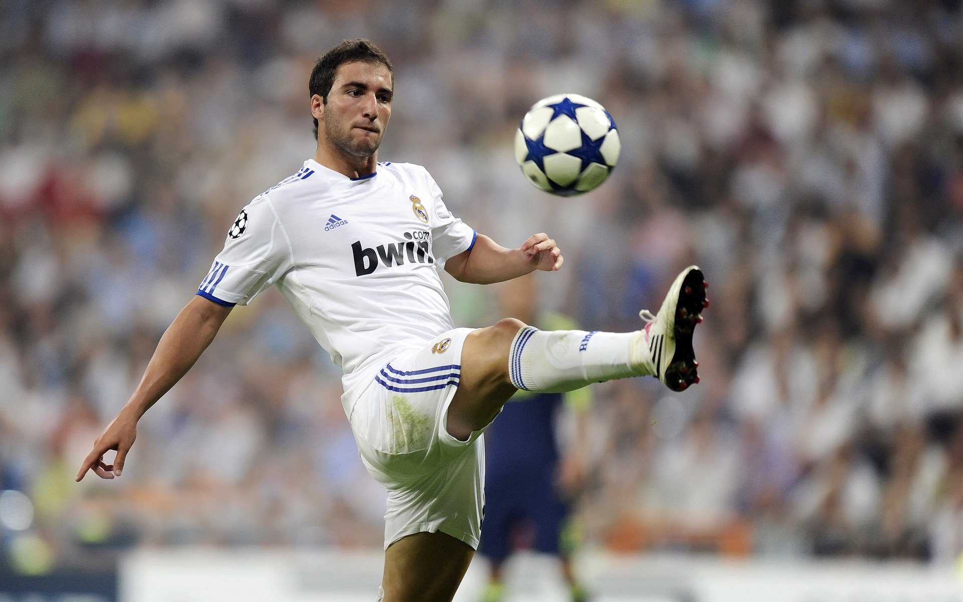 马赛鏖战国际米兰，格纳布里状态火热点燃欧战之夜